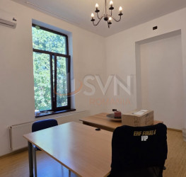 Apartament, 3 rooms, 80 mp Bucuresti/Calea Victoriei