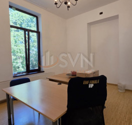 Apartament, 3 rooms, 80 mp Bucuresti/Calea Victoriei