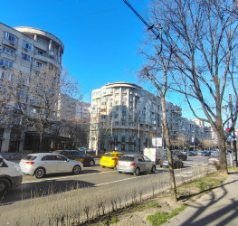 Apartament, 3 rooms, 83 mp Bucuresti/Alba Iulia