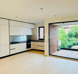 Apartament, 3 rooms, 84 mp Bucuresti/Stefan Cel Mare