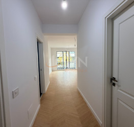 Apartament, 3 rooms, 84 mp Bucuresti/Baneasa