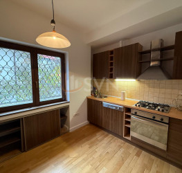 Apartament, 3 rooms, 88 mp Bucuresti/Primaverii