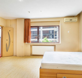 Apartament, 3 rooms, 89 mp Bucuresti/P-ta Unirii