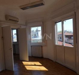 Apartament, 3 rooms, 90 mp Bucuresti/Calea Victoriei