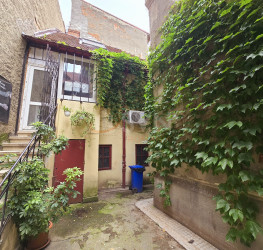 Apartament, 3 rooms, 90 mp Bucuresti/P-ta Romana