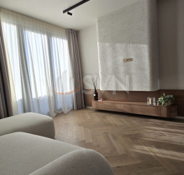 Apartament, 3 rooms, 93 mp Bucuresti/P-ta Unirii