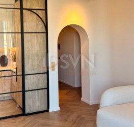 Apartament, 3 rooms, 93 mp Bucuresti/P-ta Unirii