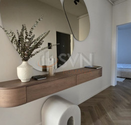 Apartament, 3 rooms, 93 mp Bucuresti/P-ta Unirii