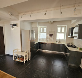 Apartament, 3 rooms, 93 mp Bucuresti/Cismigiu