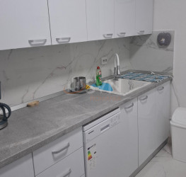 Apartament, 3 rooms, 95 mp Bucuresti/Victoriei