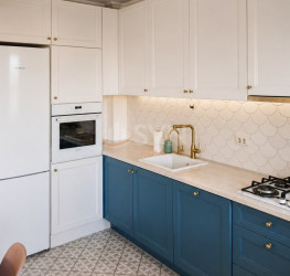 Apartament, 3 rooms, 95 mp Bucuresti/P-ta Victoriei