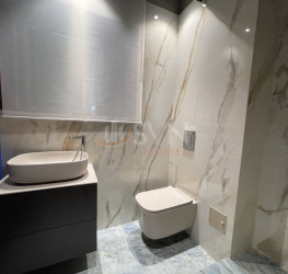 Apartament, 3 rooms with outdoor parking included Bucuresti/Domenii