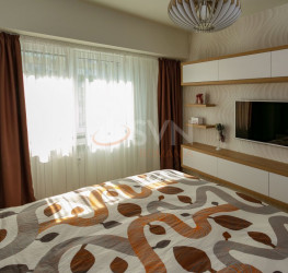 Apartament, 3 rooms with outdoor parking included Bucuresti/Calea Victoriei