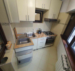 Apartament, 3 rooms with outdoor parking included Bucuresti/Piata Unirii (s3)