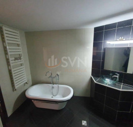 Apartament, 3 rooms with outdoor parking included Bucuresti/Floreasca