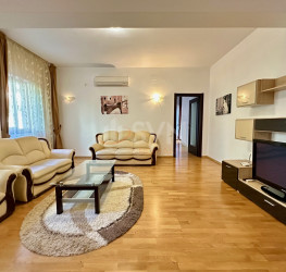Apartament, 3 rooms with outdoor parking included Bucuresti/Piata Presei Libere