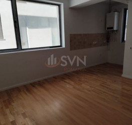 Apartament, 3 rooms with outdoor parking included Bucuresti/Herastrau