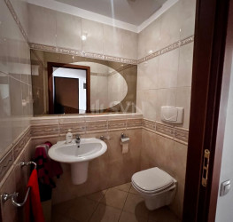 Apartament, 3 rooms with outdoor parking included Bucuresti/Primaverii