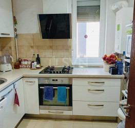 Apartament, 3 rooms with outdoor parking included Bucuresti/Titan