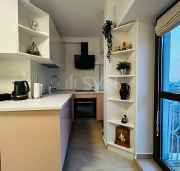 Apartament, 3 rooms with outdoor parking included Bucuresti/Piata Unirii (s3)