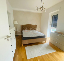 Apartament, 3 rooms with outdoor parking included Bucuresti/Pipera