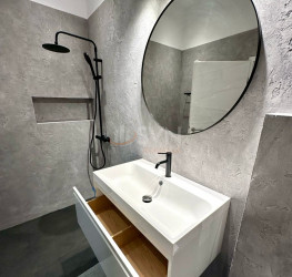 Apartament, 3 rooms with outdoor parking included Bucuresti/Pipera