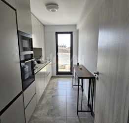 Apartament, 3 rooms with outdoor parking included Bucuresti/Pipera