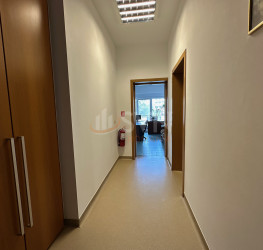 Apartament, 3 rooms with outdoor parking included Bucuresti/Herastrau