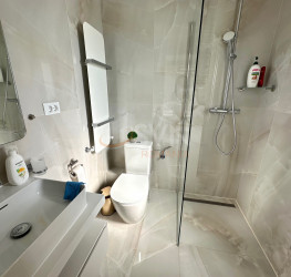 Apartament, 3 rooms with outdoor parking included Bucuresti/Pipera