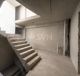 Apartament, 3 rooms with outdoor parking included Bucuresti/Stefan Cel Mare