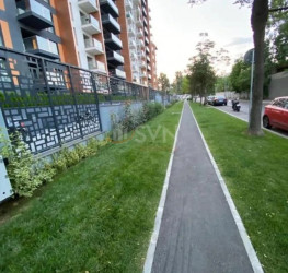 Apartament, 3 rooms with outdoor parking included Bucuresti/Herastrau