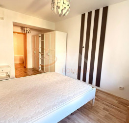 Apartament, 3 rooms with outdoor parking included Bucuresti/Lacul Tei