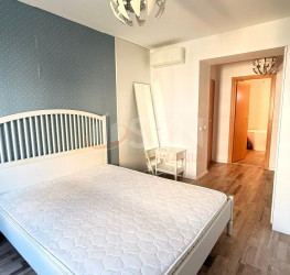 Apartament, 3 rooms with outdoor parking included Bucuresti/Lacul Tei