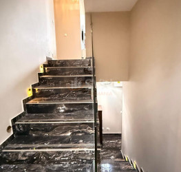 Apartament, 3 rooms with outdoor parking included Bucuresti/Lacul Tei