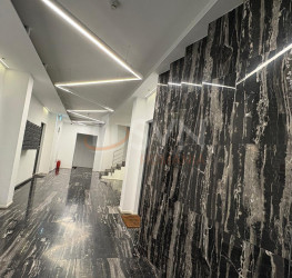 Apartament, 3 rooms with outdoor parking included Bucuresti/Pipera