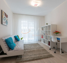 Apartament, 3 rooms with outdoor parking included Bucuresti/Baneasa