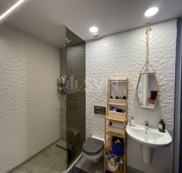 Apartament, 3 rooms with outdoor parking included Bucuresti/Pipera