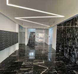 Apartament, 3 rooms with outdoor parking included Bucuresti/Pipera