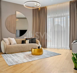 Apartament, 3 rooms with outdoor parking included Bucuresti/Floreasca