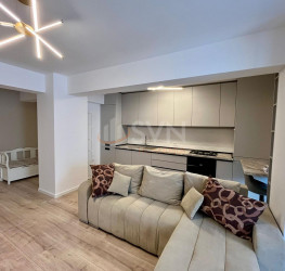 Apartament, 3 rooms with outdoor parking included Bucuresti/Doamna Ghica