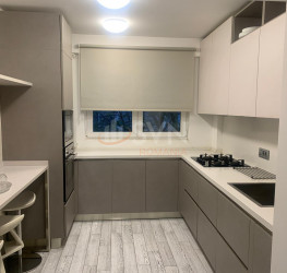 Apartament, 3 rooms with outdoor parking included Bucuresti/Dorobanti