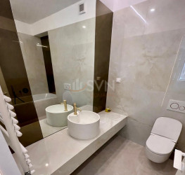 Apartament, 3 rooms with outdoor parking included Bucuresti/Pipera