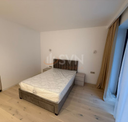 Apartament, 3 rooms with outdoor parking included Bucuresti/Aviatorilor