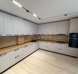 Apartament, 3 rooms with outdoor parking included Bucuresti/Aviatorilor