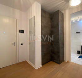 Apartament, 3 rooms with outdoor parking included Bucuresti/Herastrau