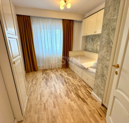 Apartament, 3 rooms with outdoor parking included Bucuresti/13 Septembrie