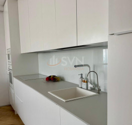 Apartament, 3 rooms with outdoor parking included Bucuresti/Pipera