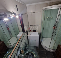 Apartament, 3 rooms with outdoor parking included Bucuresti/13 Septembrie