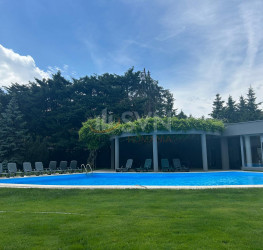 Apartament, 3 rooms with outdoor parking included Bucuresti/Iancu Nicolae