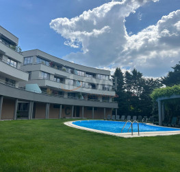 Apartament, 3 rooms with outdoor parking included Bucuresti/Iancu Nicolae